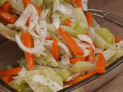 Salada De Cenoura Chuchu Aquela Receita