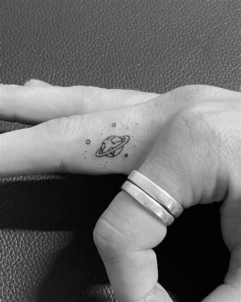 40 Epic Finger Tattoo Ideas For Women And Men In 2024 Men Finger