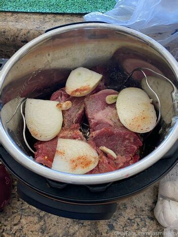 Https Jasmineg Tv Jasminegtv Nude OnlyFans Page The Fappening Plus