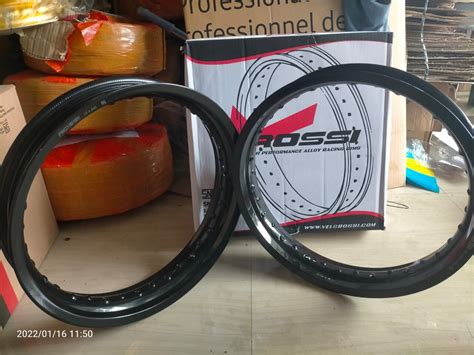 Velg Rossi Ring 17 Tapak Lebar Uk 250 300 Atau Uk 300 350 Hitam Glossy