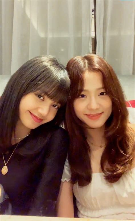 Lisoo Updates On Twitter Blackpink Jisoo Thai Princess Girl