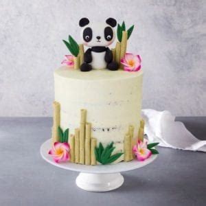 Bolo Decorado Panda Rosa