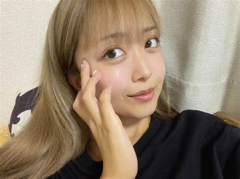 大木美里亜（みりちゃむ）さんのインスタグラム写真 大木美里亜（みりちゃむ）instagram「すっぴん👶🏻 パリジェンヌしてからメイク