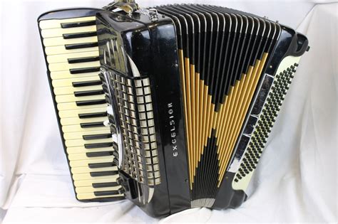 3202 Black Excelsior Symphony Piano Accordion LMMM 41 120