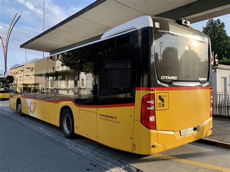 Heckansicht des MB C2 hybrid Nr 33 116055 vom PU Eurobus Häfliger