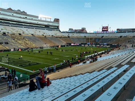 Folsom Field Seat Views | SeatGeek