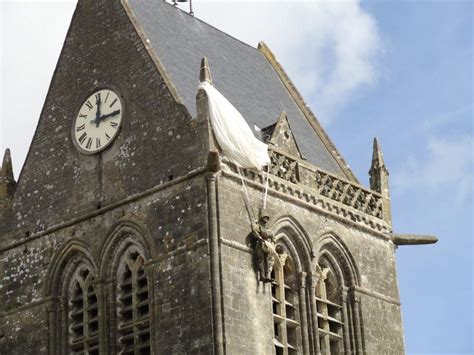 US Paratroopers St Mere Eglise. 82nd Airborne Division - D-Day Tours of ...