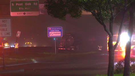 Complete Roadway Closures At I 610 South Loop After Tanker Carrying