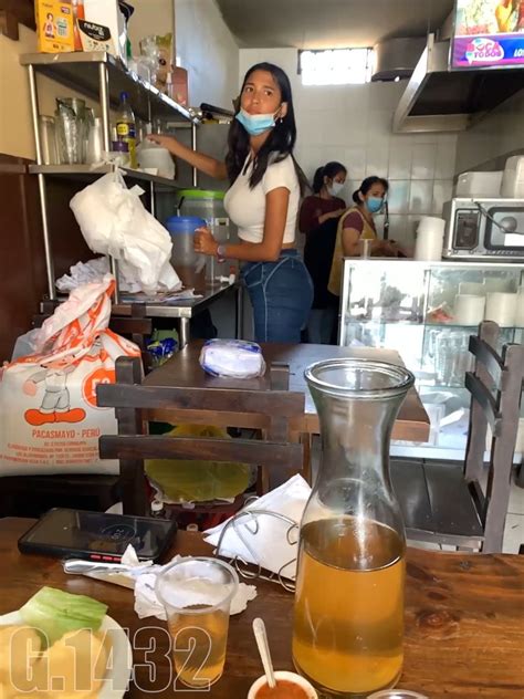 Venezuelan Brunette Waitress Tight Jeans Tight Jeans TheCandidForum Online Beautiful