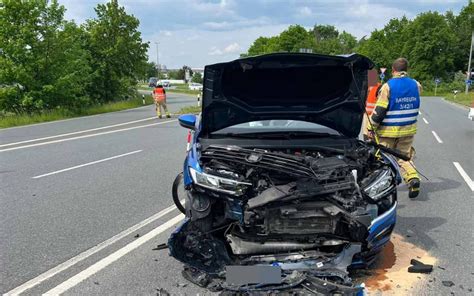 Unfall vor A9 Auffahrt Bayreuth Nord Wendemanöver bei Kreisel