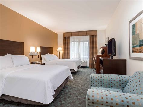 Hotel in Canton, MI | Holiday Inn Express & Suites Canton