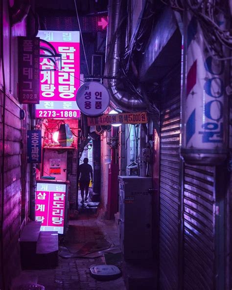 Photographer Noe Alonzo Shoots Stunning Rainy Photos Of Seoul With His