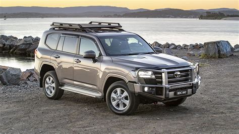 Toyota Land Cruiser Gxl Series Review Lc Snapshot Carsguide