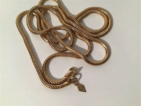 Snake Serpentine Chain Sarah Coventry Designer Neckla Gem