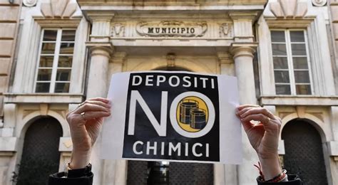 La Battaglia Di Genova Contro Lo Spostamento Dei Depositi Chimici L