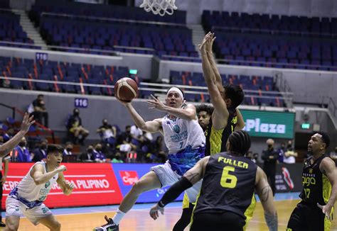 Pba Matthew Wright Lifts Phoenix Over Tnt Inquirer Sports