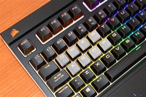 REVIEW CORSAIR STRAFE RGB ACTUALIDAD HARDWARE