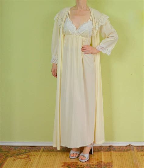 Vintage 70s Nightgown Robe Lingerie Set Lace Peignoir Night