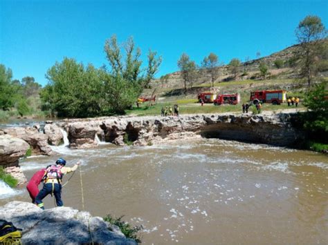 Muere Un Menor Ahogado En Una Balsa De Los Tres Salts Del Llobregat En