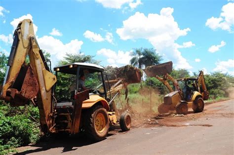 Barretos Realiza Limpeza De Terrenos Baldios Particulares Barretos E