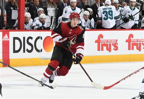 Clayton Keller breaks Arizona Coyotes record previously set by Max Domi