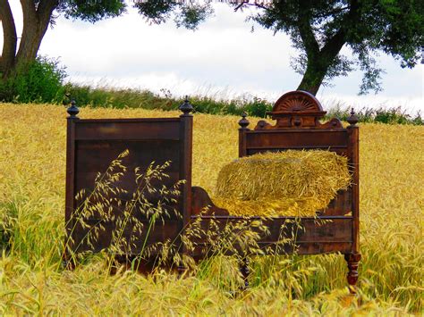 From Straw To Memory Foam A History Of Mattresses In The Uk John