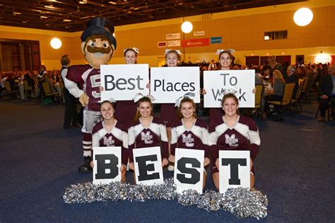 Manheim Central High School cheerleaders and mascot - Central Penn ...