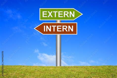 Schild Wegweiser Intern Extern Stock Illustration Adobe Stock