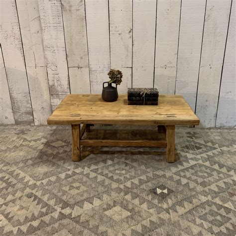 Why Choose A Rustic Coffee Table For Your Small Space? - Coffee Table Decor