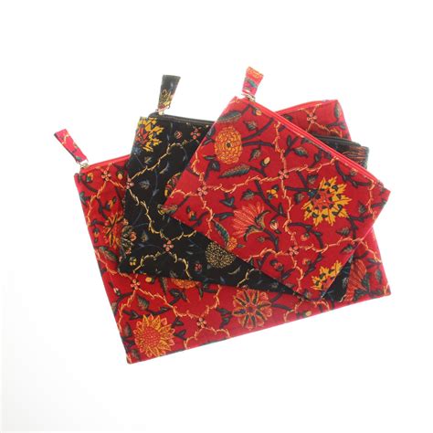 custom cosmetic bags 6