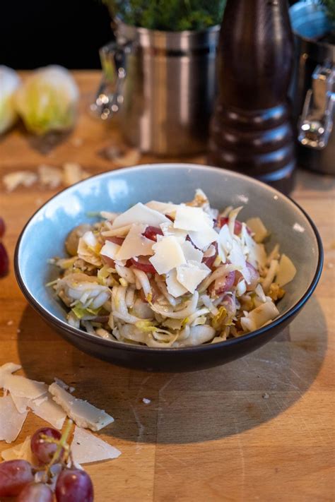 Krokante Witloofsalade Met Geroosterde Druiven Recepten Njam