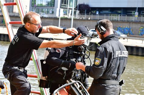 Saarbr Cken Bergungsarbeiten An Der Saar Leiche Entdeckt