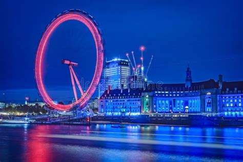 Night view of London Eye editorial photo. Image of urban - 104993161