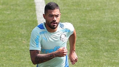 Tabata fala da adaptação ao Palmeiras e exalta união do elenco