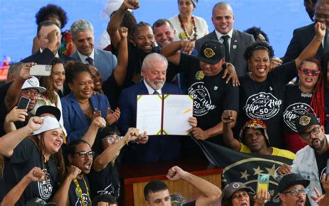 Dia Da Consci Ncia Negra Lula Assina Medidas Contra O Racismo