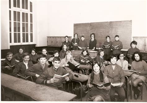 Photo De Classe Classe De Cinquième Ou Quatrième De 1972 Collège