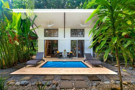 Tropical Rainforest Retreat Modern Casita Br B With Refreshing River