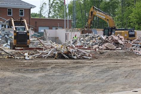 PHOTOS Crews Demolish Old Shrewsbury Police Station