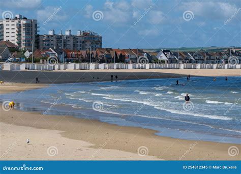 Beach of Calais during Summertime Editorial Image - Image of shore ...