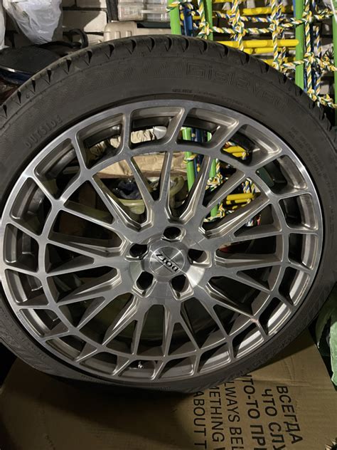 Литые диски DOTZ 8Jx19 ET45 5x108 на Geely Monjaro, Peugeot 3008 (2G ...