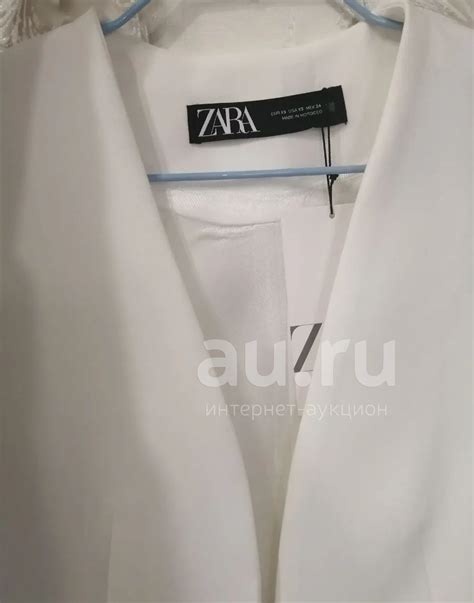 Женская Жилетка "ZARA" — купить в Хабаровске. Состояние: Новое. Верхняя ...