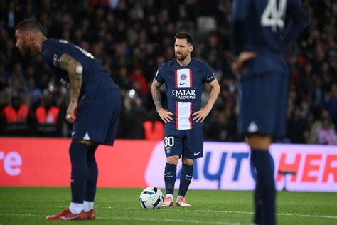 El Golazo De Tiro Libre De Messi En La Victoria Del Psg Ante El Ogc Nice