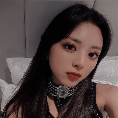 𝐈𝐓𝐙𝐘 𝐈𝐂𝐎𝐍𝐒 ꒱ 𝐂𝐑𝐄𝐃𝐈𝐓 ↳ 𝐝𝐞𝐚𝐫𝐛𝐚𝐧𝐠𝐭𝐯𝐧 ☀︎︎ ↲ Itzy Beautiful Asian