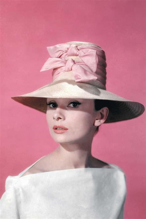 The 44 Most Glamorous Photos Of Audrey Hepburn Audrey Hepburn Funny