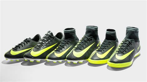 Same technologies in kids sizes | Nike CR7 Mercurial boots