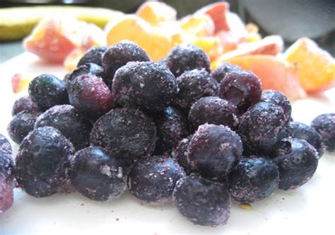 cool    frozen fruit green smoothie gg blender revolution