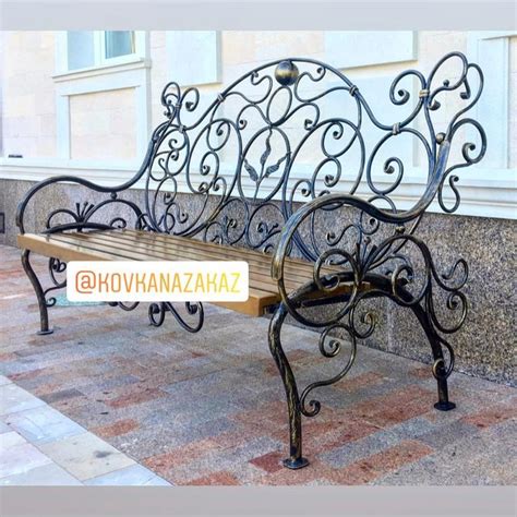 А у вас дома есть красивая скамейка? #неможемнекуя #ковкамосква # ...