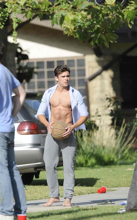 Zac Efron on Neighbors Set – Socialite Life