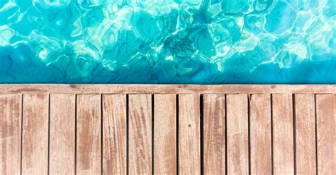 The 10 Best Pool Deck Paint Options for a Clean Swimming Space