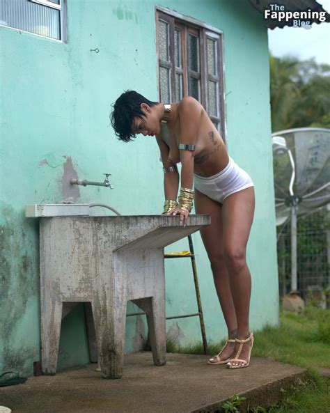 Rihanna Nude Sexy Vogue Brazil New Outtake Photos The